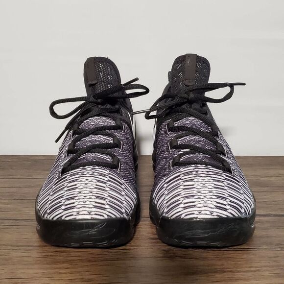 Nike Zoom KD 9 Size 7Y‎ - Picture 1 of 6